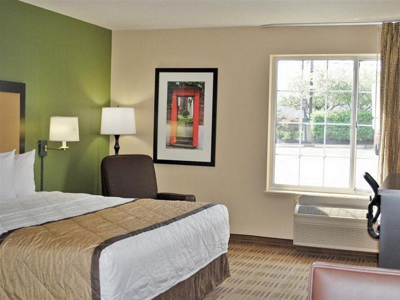 Extended Stay America Suites - Milwaukee - Брукфилд Экстерьер фото