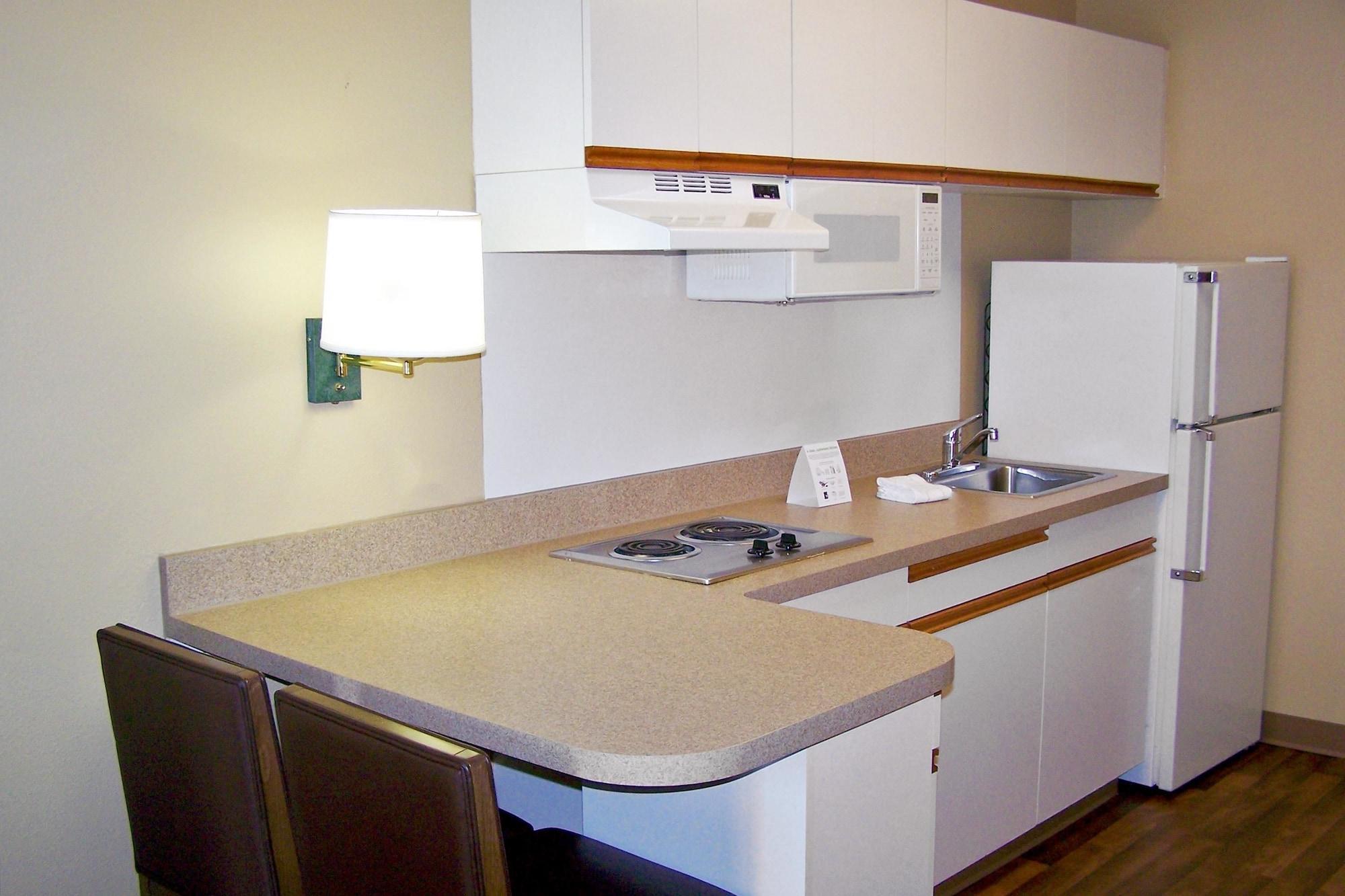 Extended Stay America Suites - Milwaukee - Брукфилд Экстерьер фото