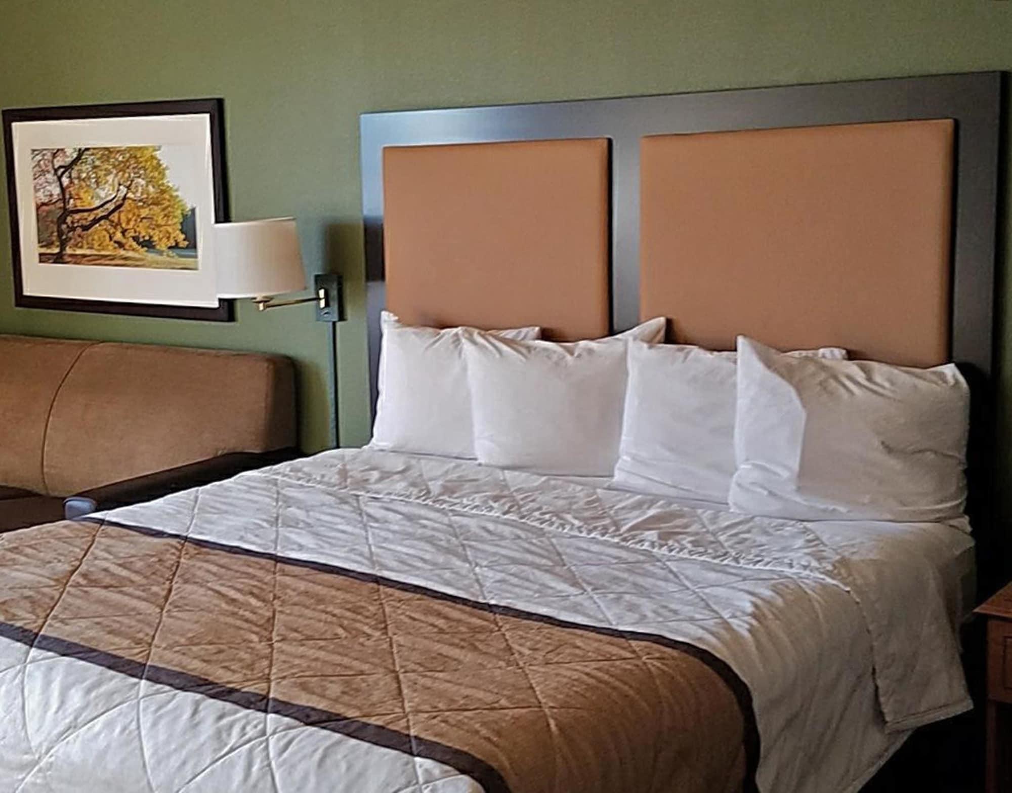 Extended Stay America Suites - Milwaukee - Брукфилд Экстерьер фото